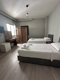 Viyana Otel