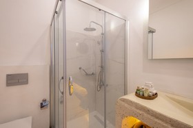 Yaso's Suites