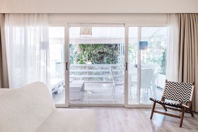 Yaso's Suites