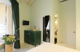 1850 Hotel