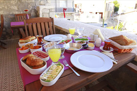 Aksam Sefasi Hotel