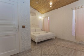 Alaçatl Alanur Otel