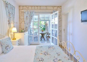 Alacati Balbadem Hotel