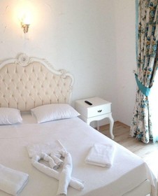 Alacati Eldoris Otel