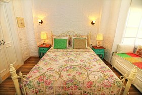 Kupina  Otel