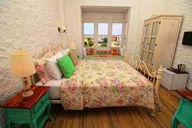 Kupina  Otel