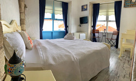 Maison D'Azur Boutique Hotel