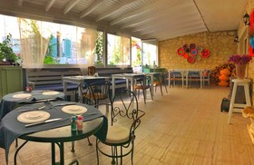 Maison D'Azur Boutique Hotel