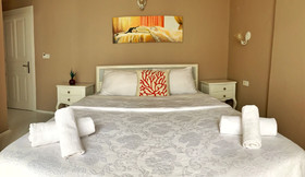 Maison D'Azur Boutique Hotel