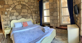 Maison D'Azur Boutique Hotel