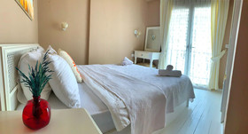 Maison D'Azur Boutique Hotel