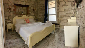 Maison D'Azur Boutique Hotel