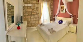 Maison D'Azur Boutique Hotel