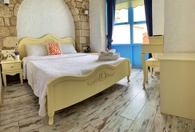 Maison D'Azur Boutique Hotel