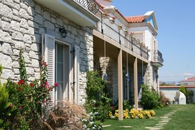 Yasemin Alacati Otel