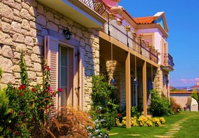 Yasemin Alacati Otel