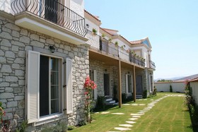 Yasemin Alacati Otel