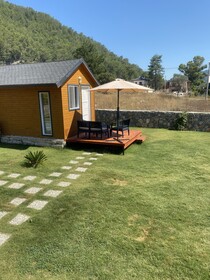 Kovan Bungalow