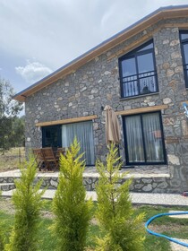Kovan Bungalow