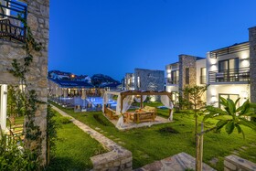 Dadya Bora Hotel