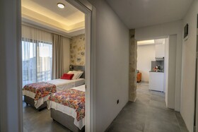 Dadya Bora Hotel