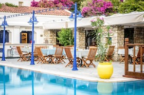 Marphe Hotel Suites & Villas