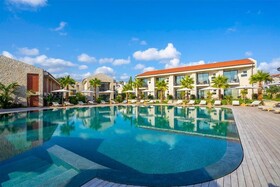 Palaia Hotel