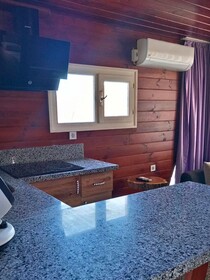 Bu Bungalow Hotel