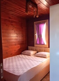 Bu Bungalow Hotel