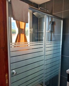 Bu Bungalow Hotel