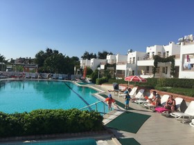 Dolunay Apartments