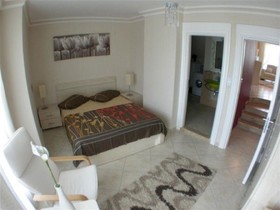 Seahorse Deluxe & Residences
