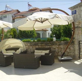 Seahorse Deluxe & Residences