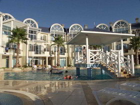 Seahorse Deluxe & Residences