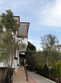 Beyaz Konak Gure