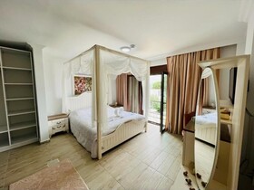 Ellawilla Suit House