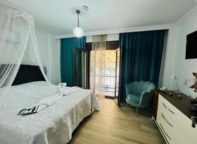 Ellawilla Suit House