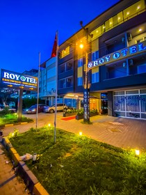 Roy Otel Akçay