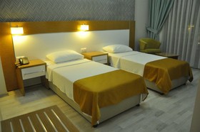 Santana Life Otel
