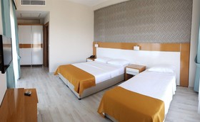 Santana Life Otel