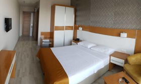 Santana Life Otel