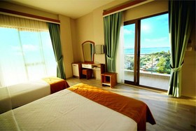 Santana Life Otel