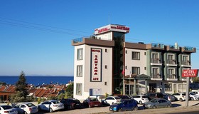 Santana Life Otel