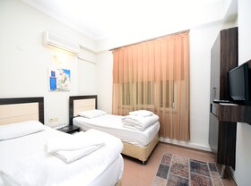 Zeybek Hotel
