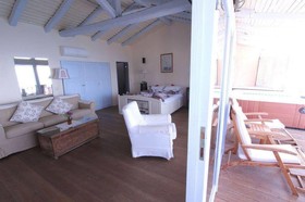 Beyaz Yunus Hotel