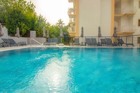 Celeste Hotel