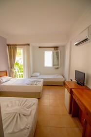 Celeste Hotel