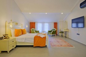 Ciello Suites Hotel