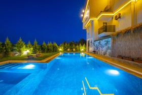 Ciello Suites Hotel