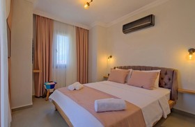 Ciello Suites Hotel